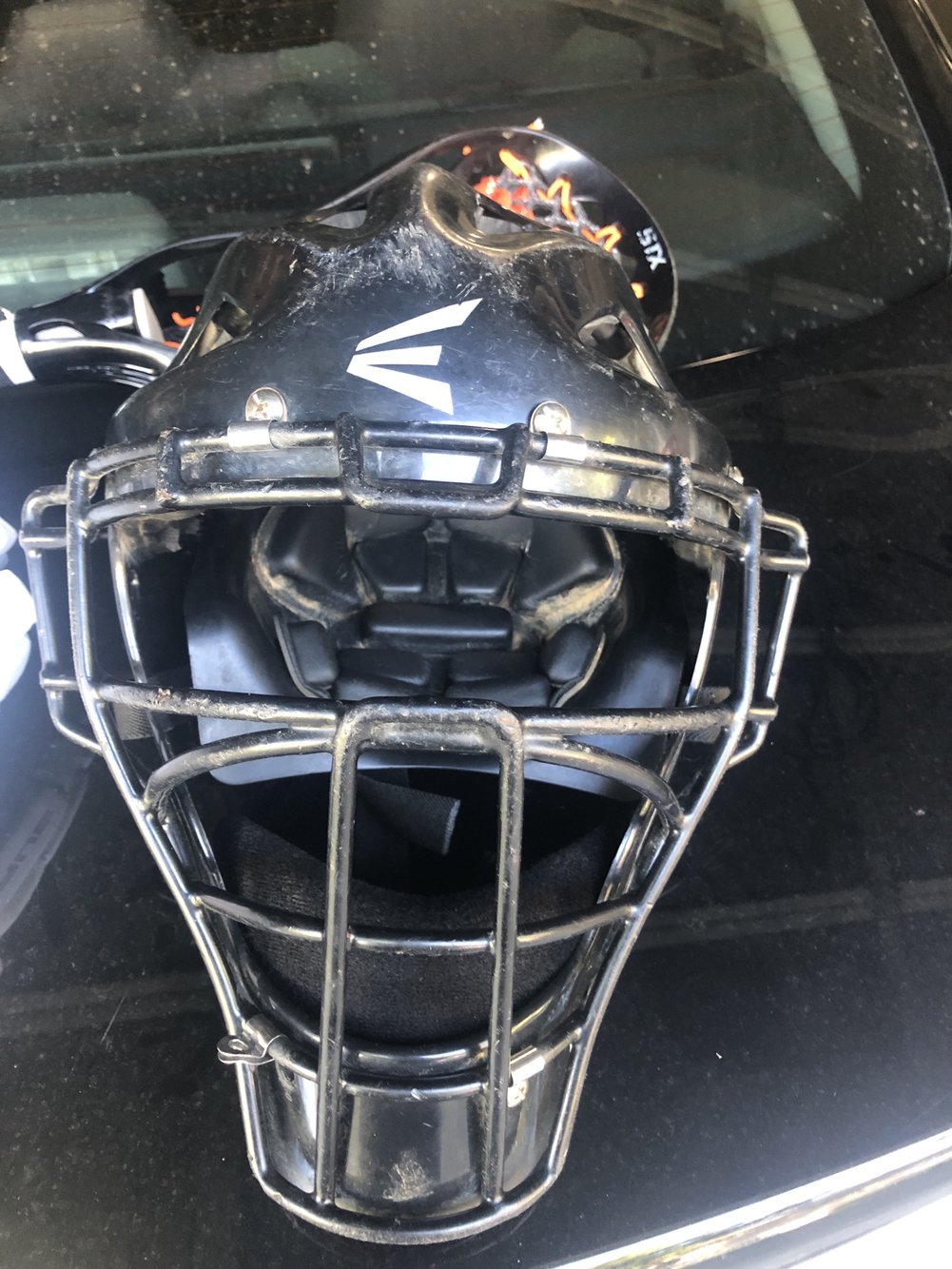 Intermediate Easton Catcher's Mask SidelineSwap