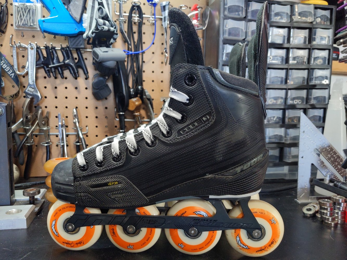 Senior Used Tour Inline Skates Regular Width Size 6 SidelineSwap