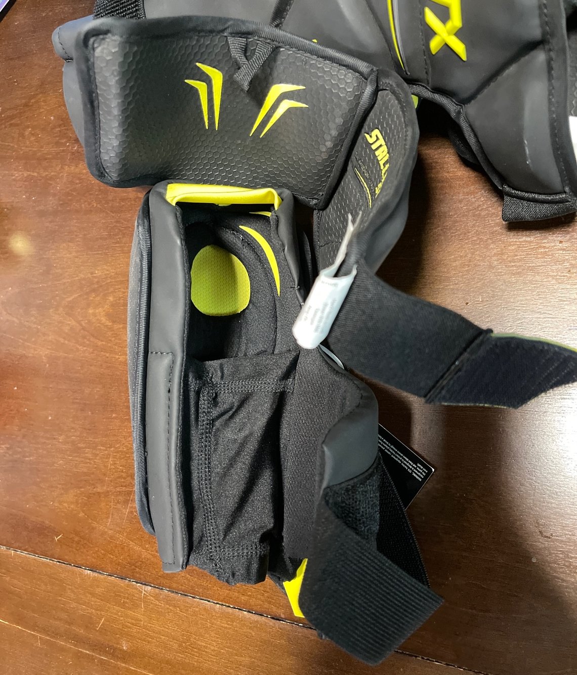 Senior Medium STX Stallion 500 Elbow Pads SidelineSwap