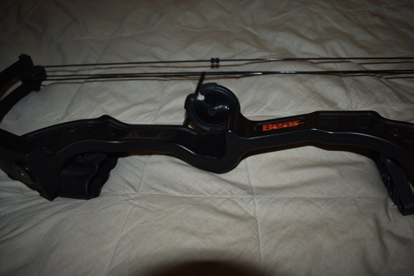 Bear Archery Brave Compound Bow SidelineSwap