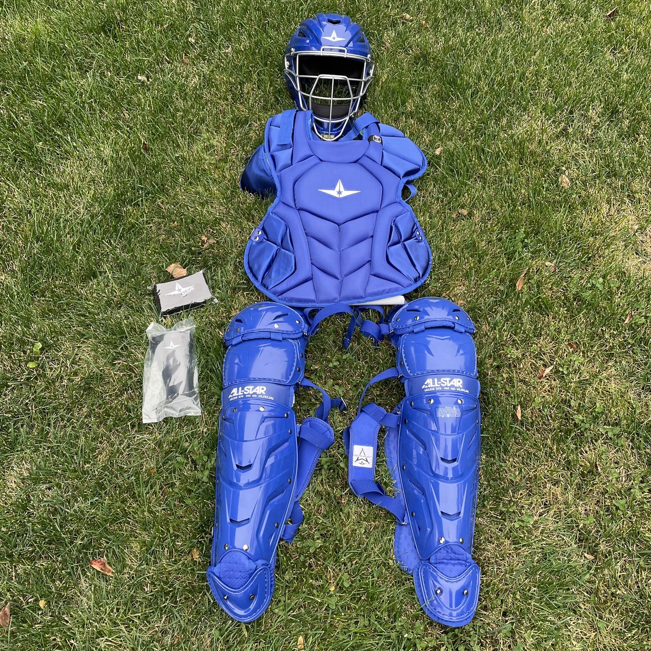 NEW! AllStar System 7 Axis Intermediate Catchers Gear Set SidelineSwap