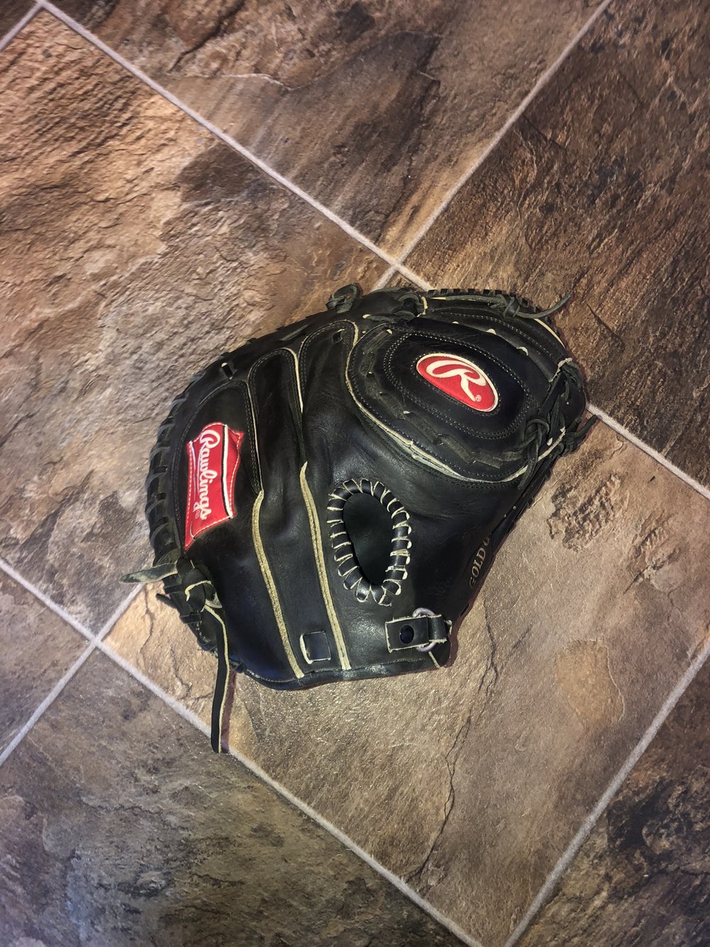 Rawlings PROLTFB 32.5” Catchers Mitt Oil Treated Horween SidelineSwap