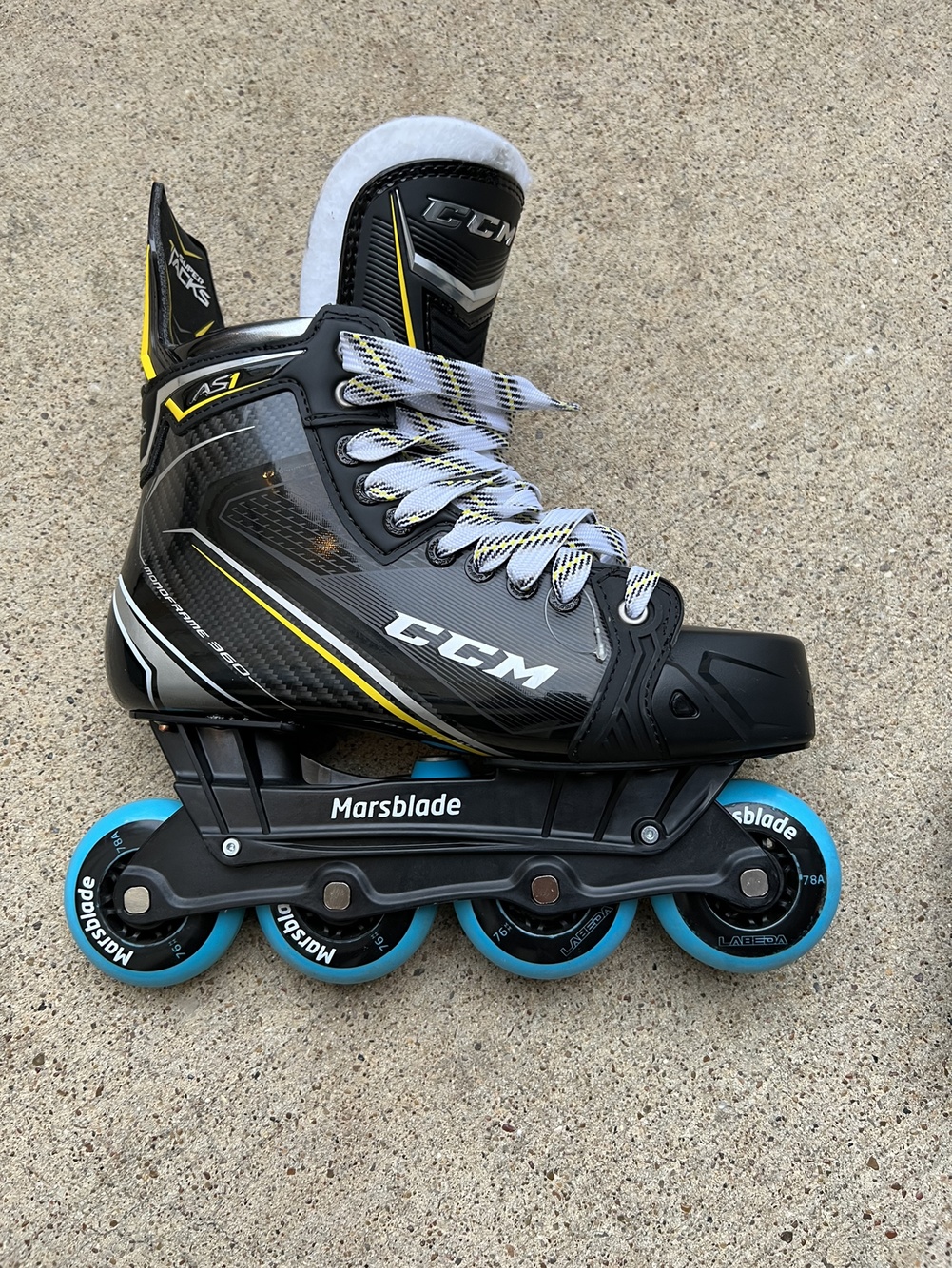 NEW CCM Super Tacks AS1 Skates Marsblade Conversion Size 9 Brand New