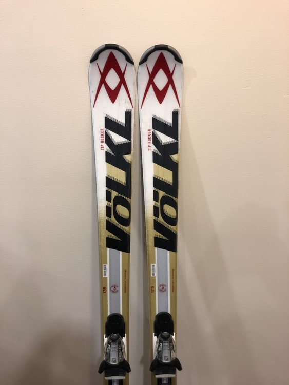 フォルクル Volkl Attivaスキーセット149cm フォルクル Volkl Attivaスキーセット149cm（フォルクルのYahoo