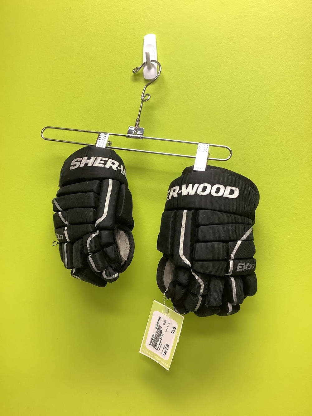 Used Sherwood Ek 33 10" Ice Hockey Gloves SidelineSwap