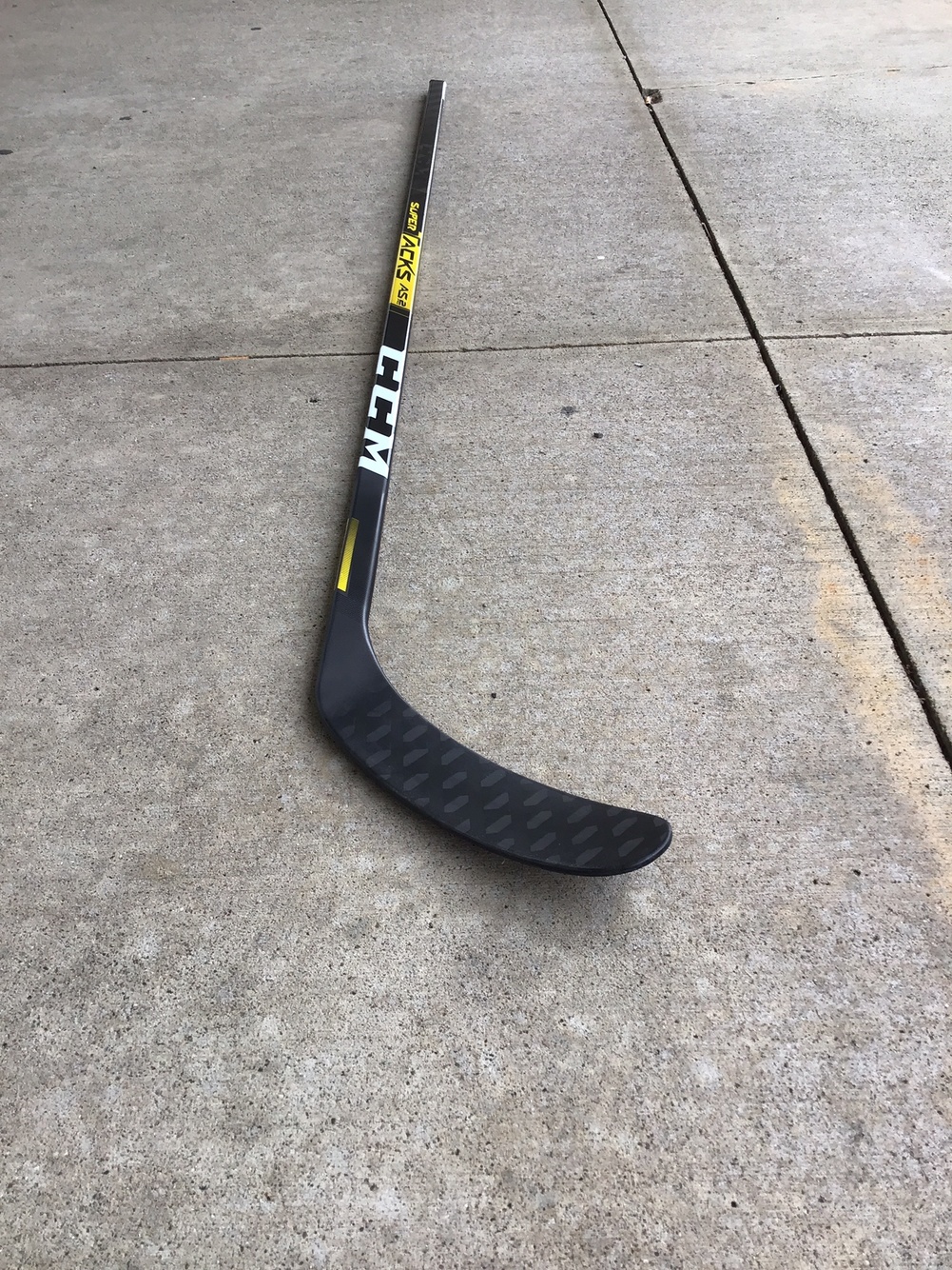 New CCM SuperTacks AS2 Pro Stick Colorado Avalanche Connauton Left