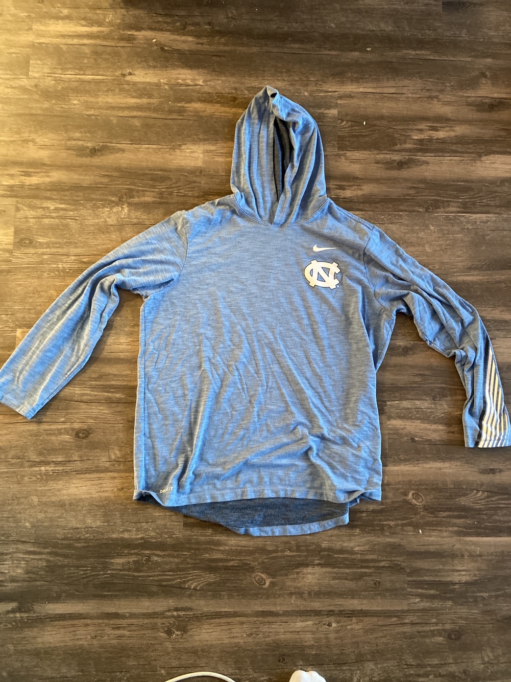 UNC LAX team issued light hoodie SidelineSwap