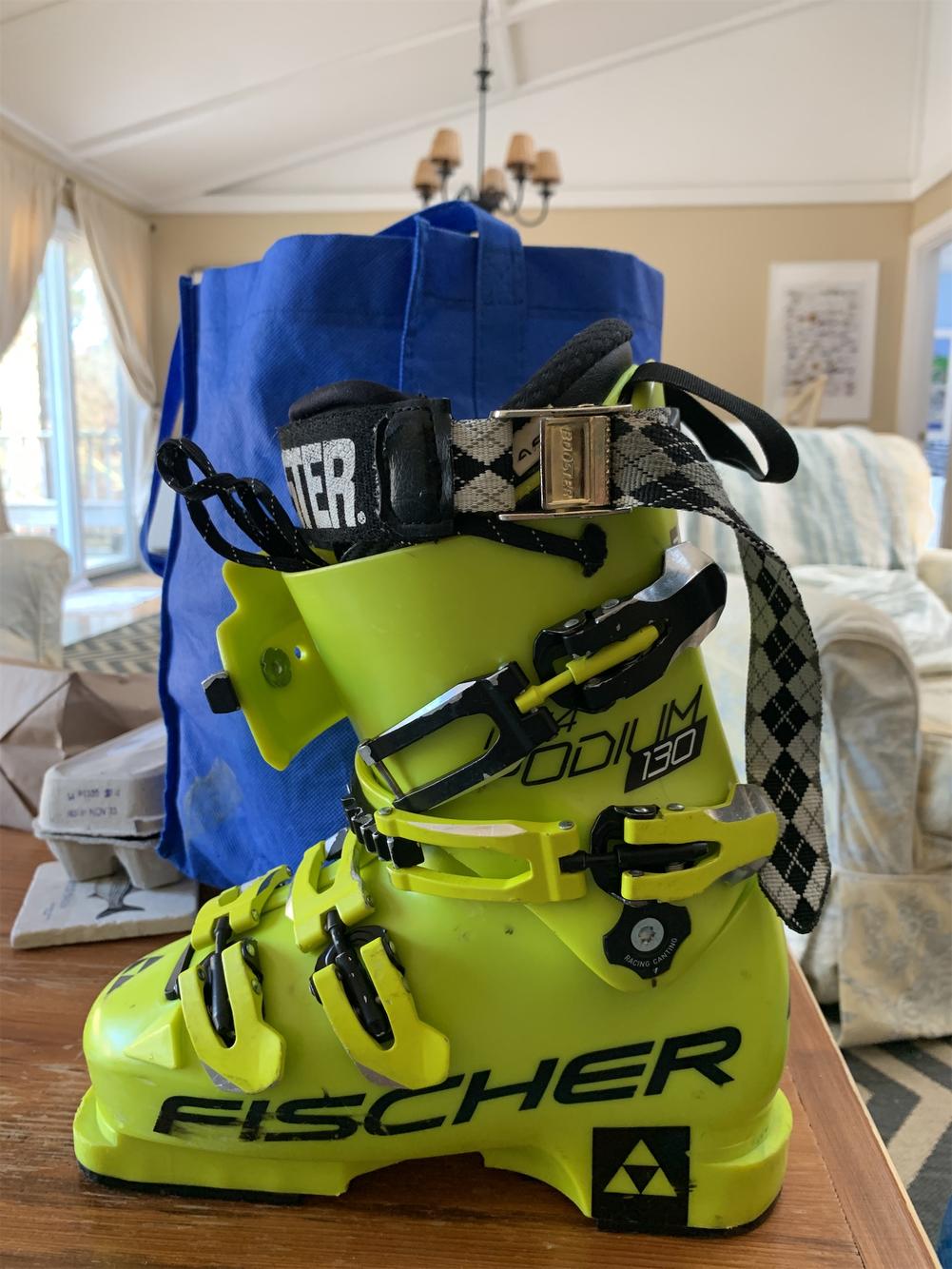 13/14 Fischer SOMA VCM RC4 110(未使用) 13/14 Fischer SOMA VCM RC4 110(未使用)