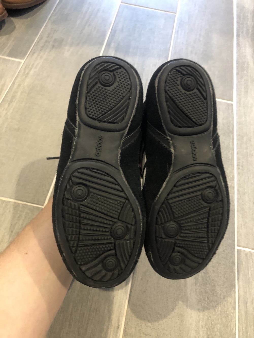 Adidas Youth Wrestling Shoes, Size 1 SidelineSwap