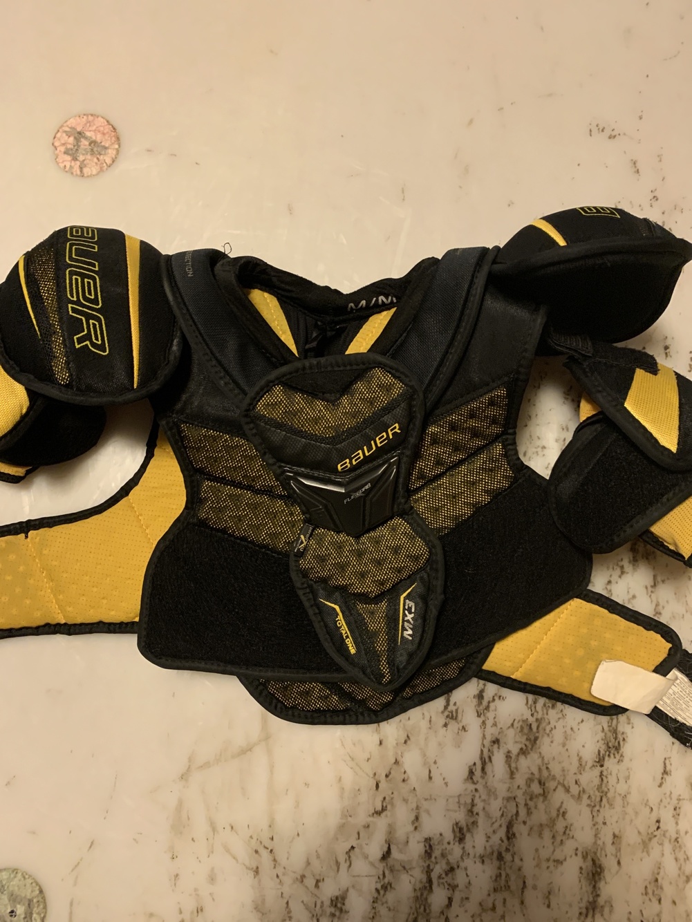 Bauer Supreme Total One MX3 Shoulder Pads SidelineSwap