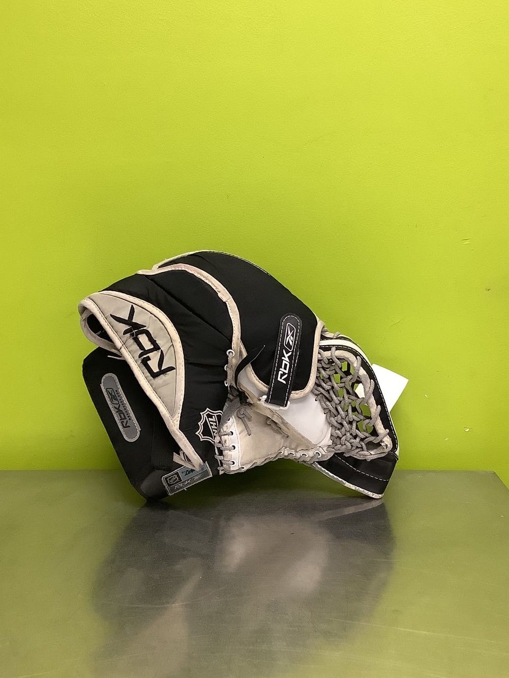 Used Reebok Regular Ice Hockey Goalie Catchers SidelineSwap