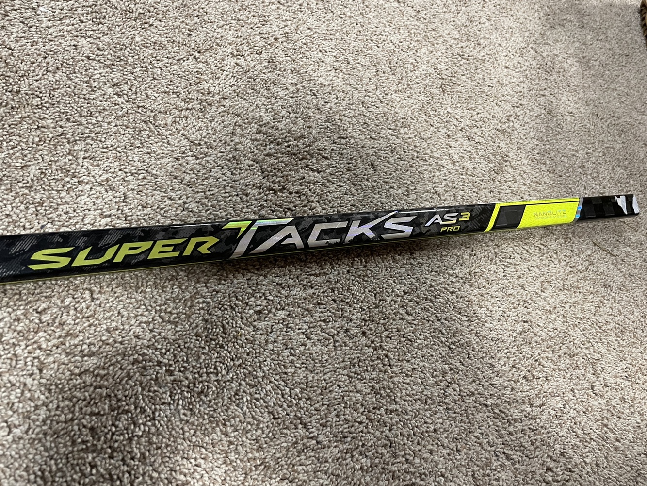 Intermediate Left Hand Toe Pattern Super Tacks AS3 Pro Hockey Stick