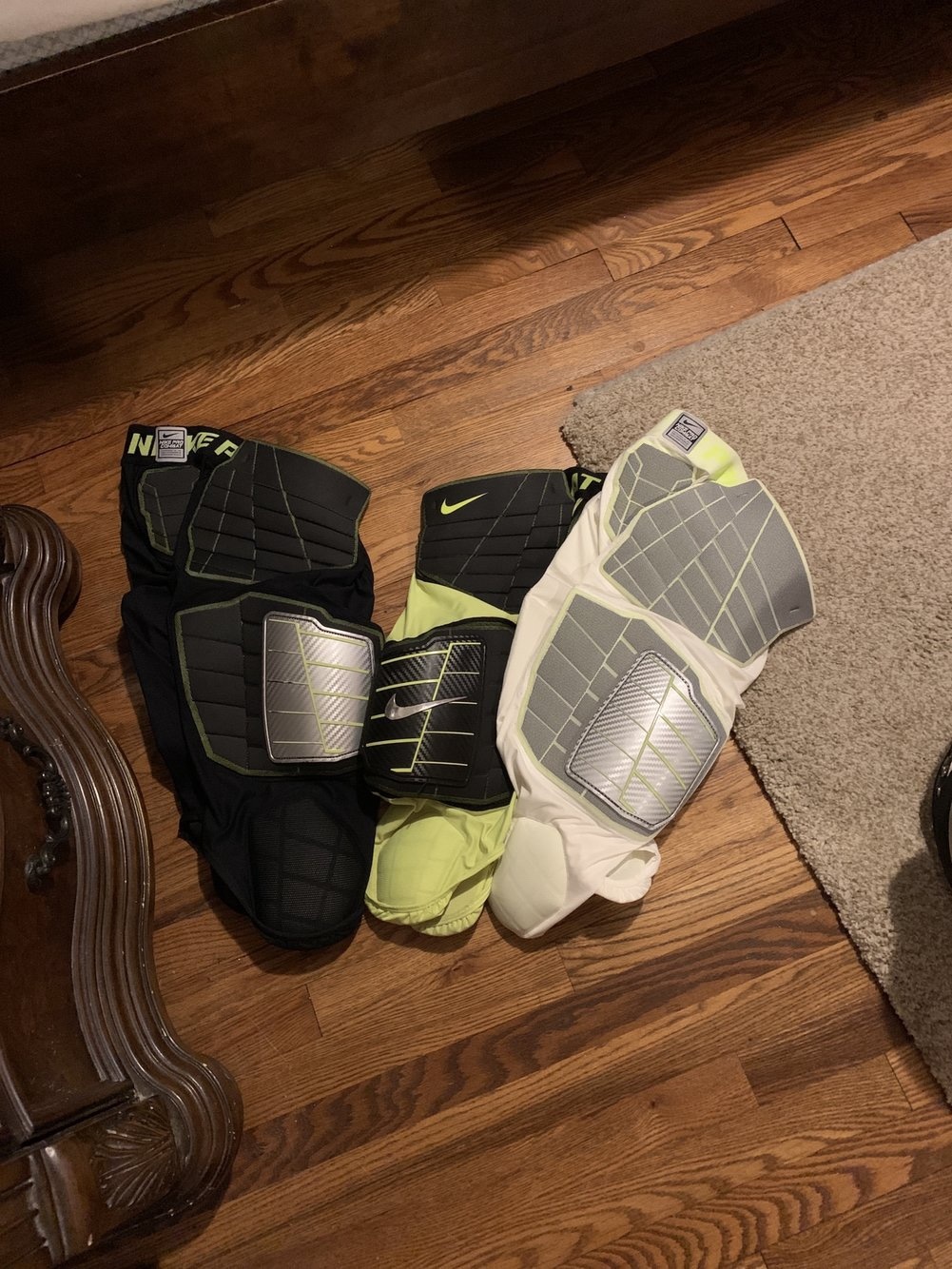 New Large Nike pro combat (1 7 pad girdles) SidelineSwap