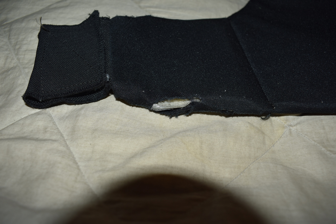 Bauer Flak Air Hockey Shoulder Pads FSP 300, Senior Small SidelineSwap