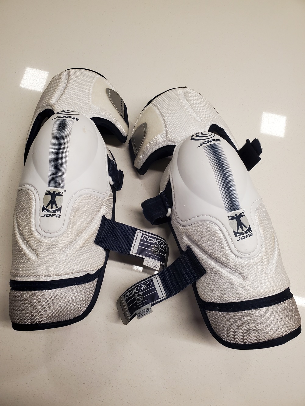 Elbow Pads Senior New Large Reebok 8K Pro Pro Stock SidelineSwap
