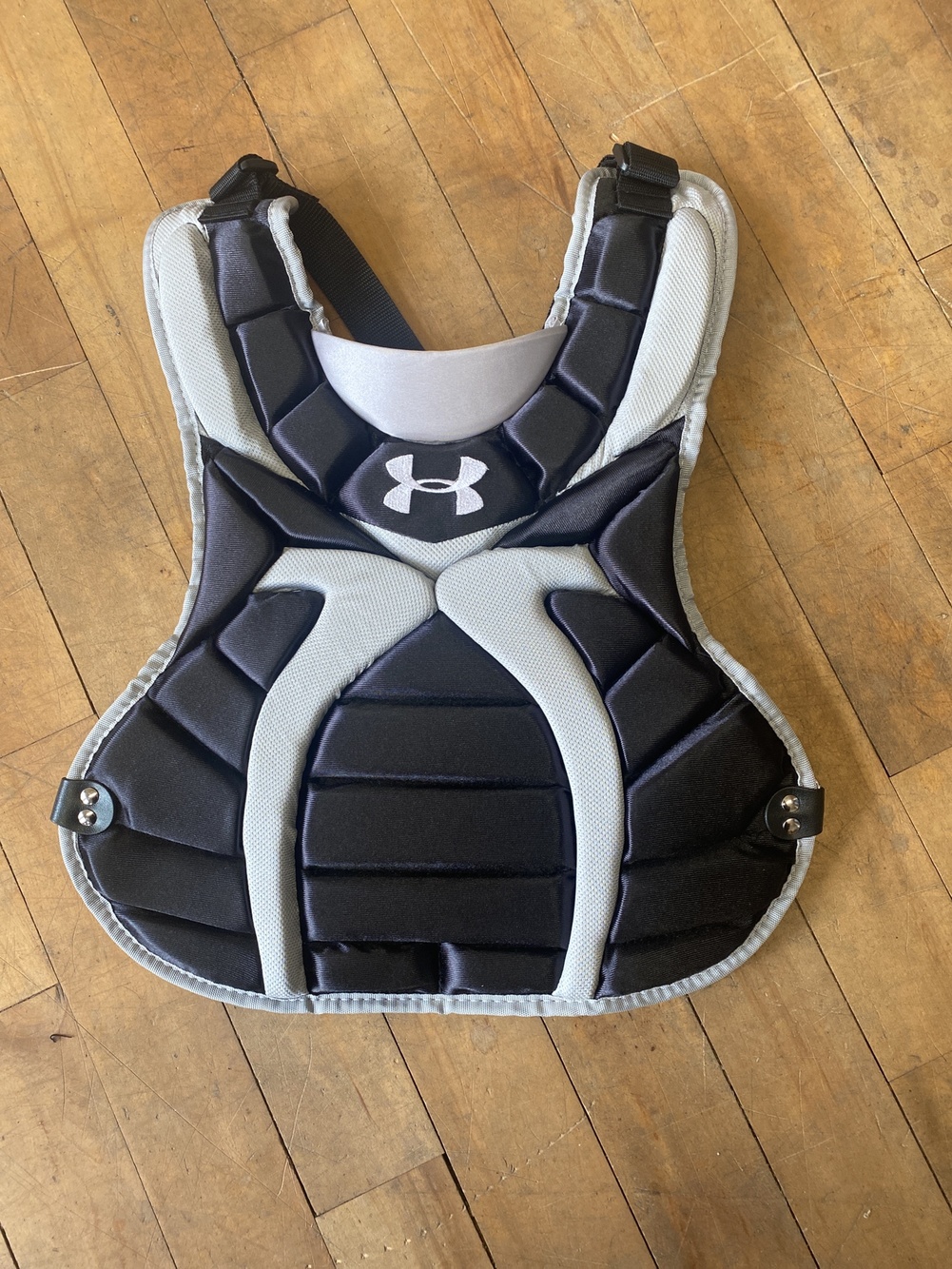 Black New Intermediate Under Armour Catcher's Combo SidelineSwap