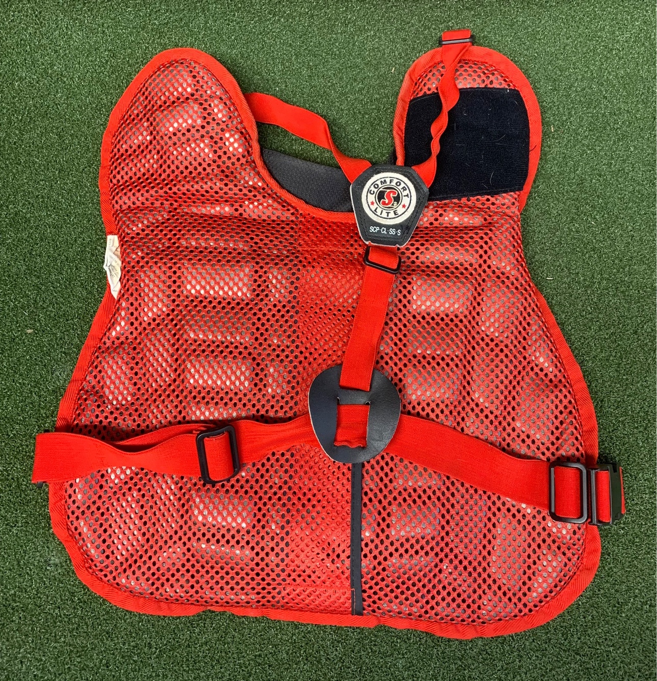 Schutt Umpire Chest Protector (2937) SidelineSwap