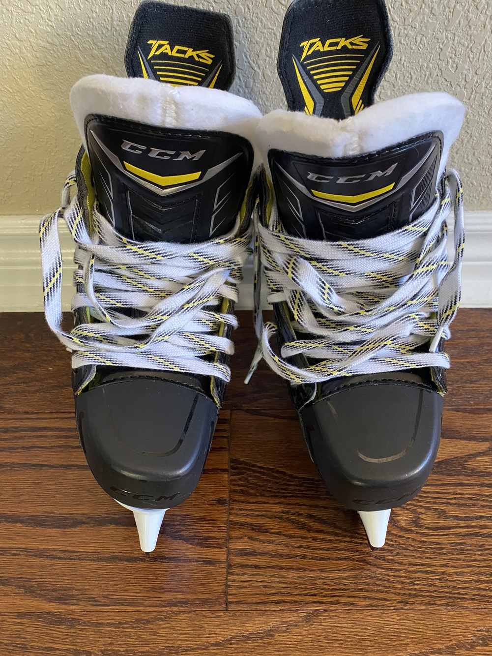 CCM Tacks Classic Pro Hockey Skates SidelineSwap