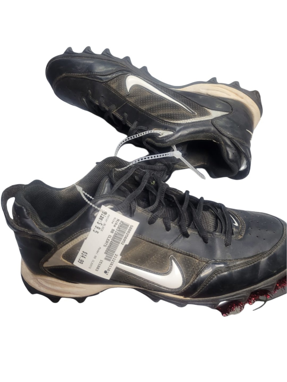 nike shark cleats 1990