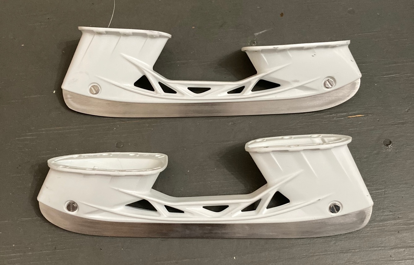 CCM 271 Speedblade +4.0 Holders with SB Stainless +2 Runners SidelineSwap