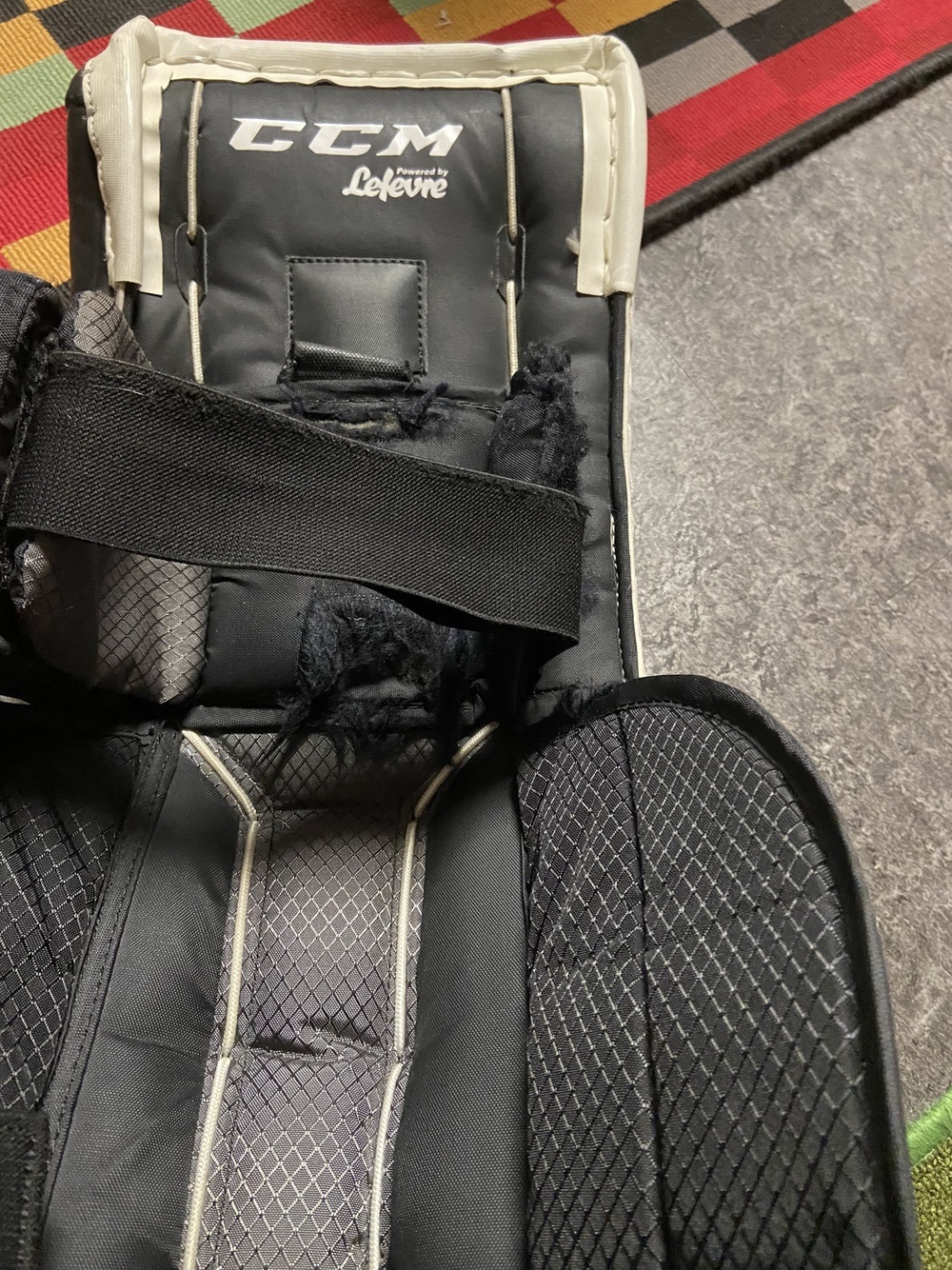 White Junior 28" CCM Premier P2.5 Goalie Leg Pads SidelineSwap