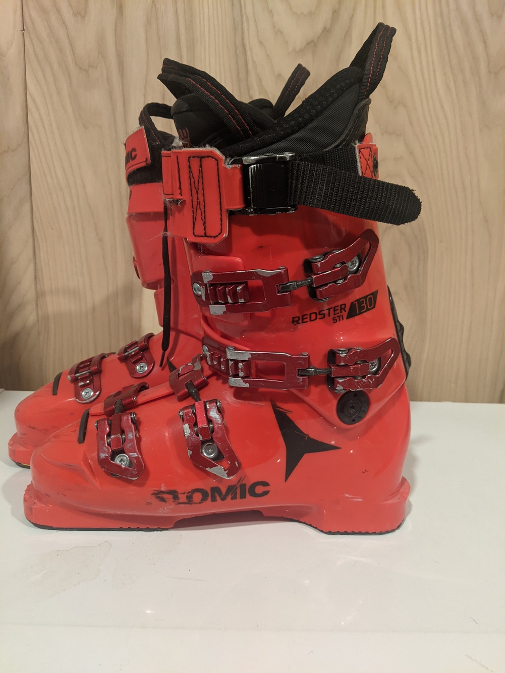 Ski Boots Used Men's Atomic Racing Redster STI 130 Stiff Flex