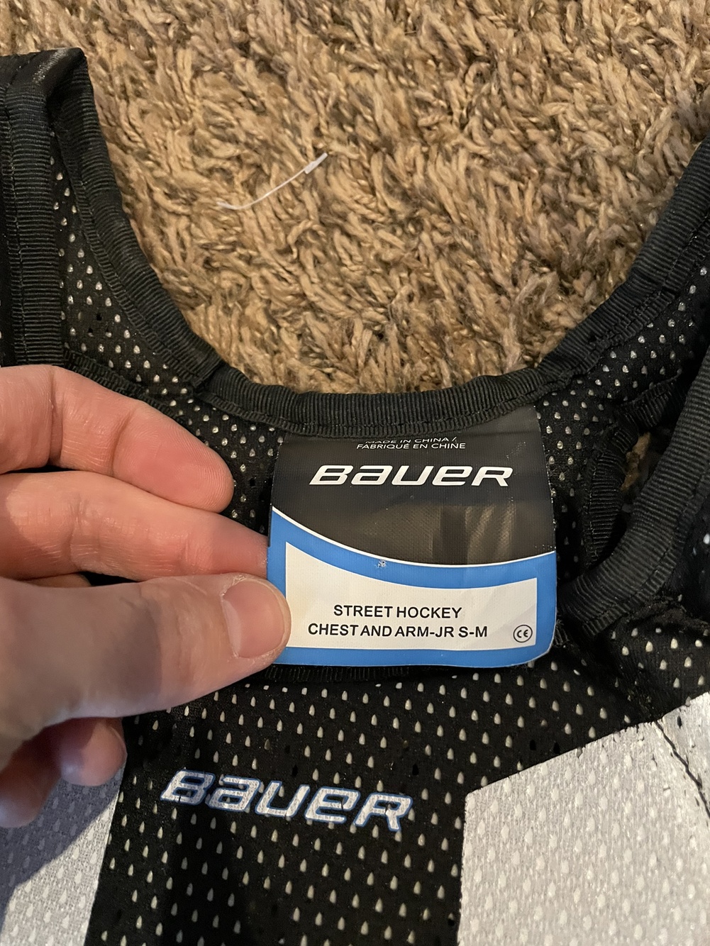 Bauer Junior S/M Street Hockey Chest Protector SidelineSwap