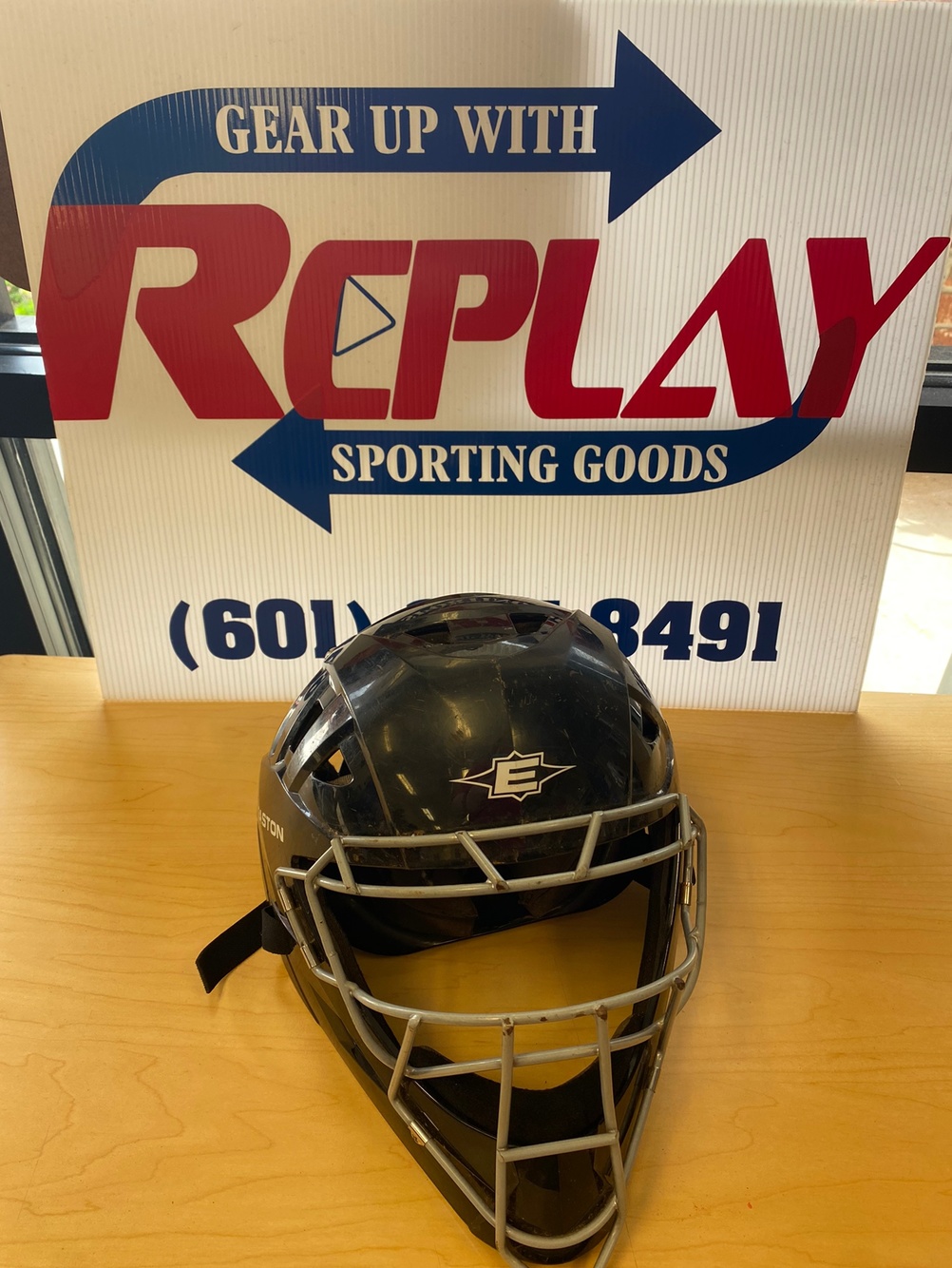 Adult Easton Catcher's Mask SidelineSwap