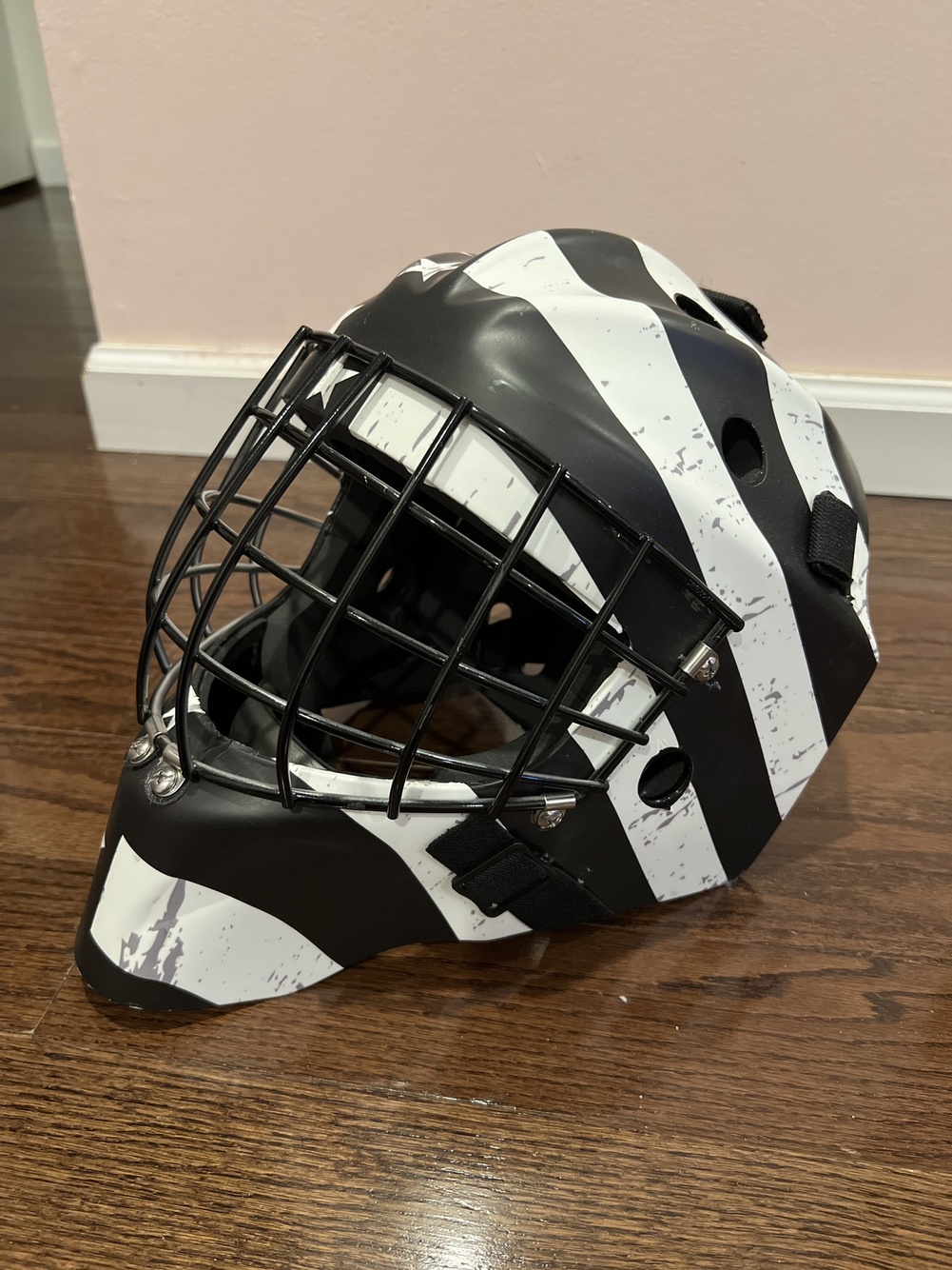 CCM 7000 Custom Goalie Mask SidelineSwap