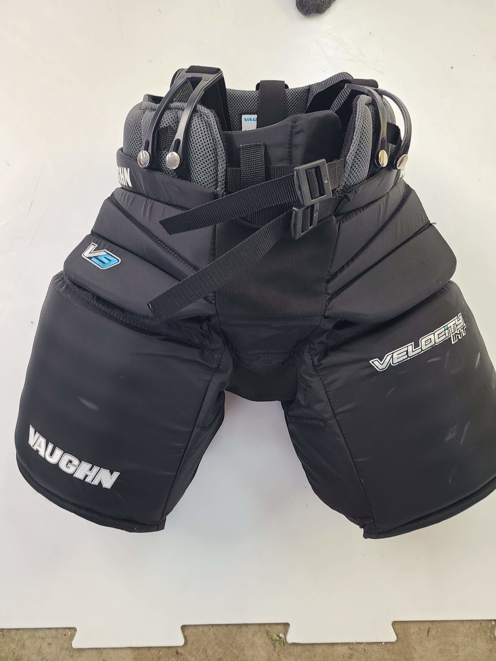 Hockey Goalie Pants Vaughn Velocity V9 Int XXL SidelineSwap