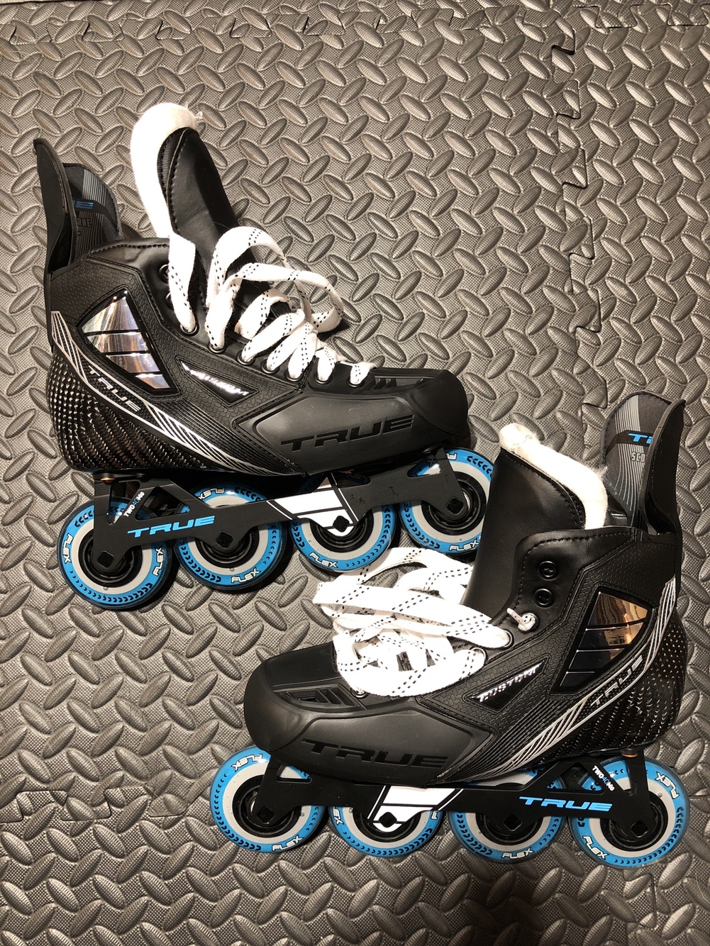 New True Custom Pro 7 Wide Inline Skates SidelineSwap
