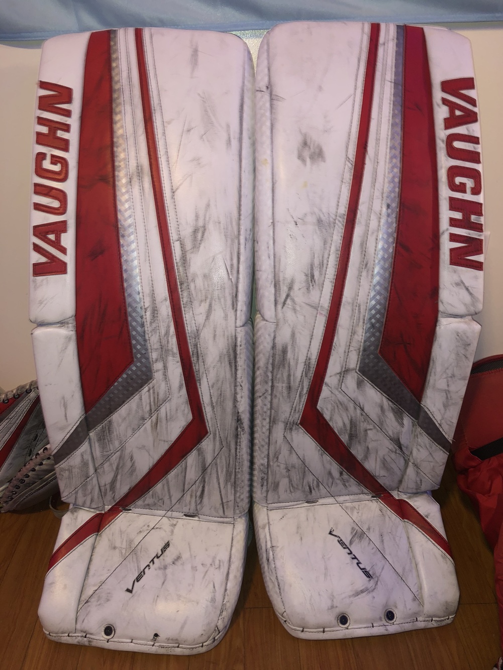 Ice hockey goalie set SidelineSwap