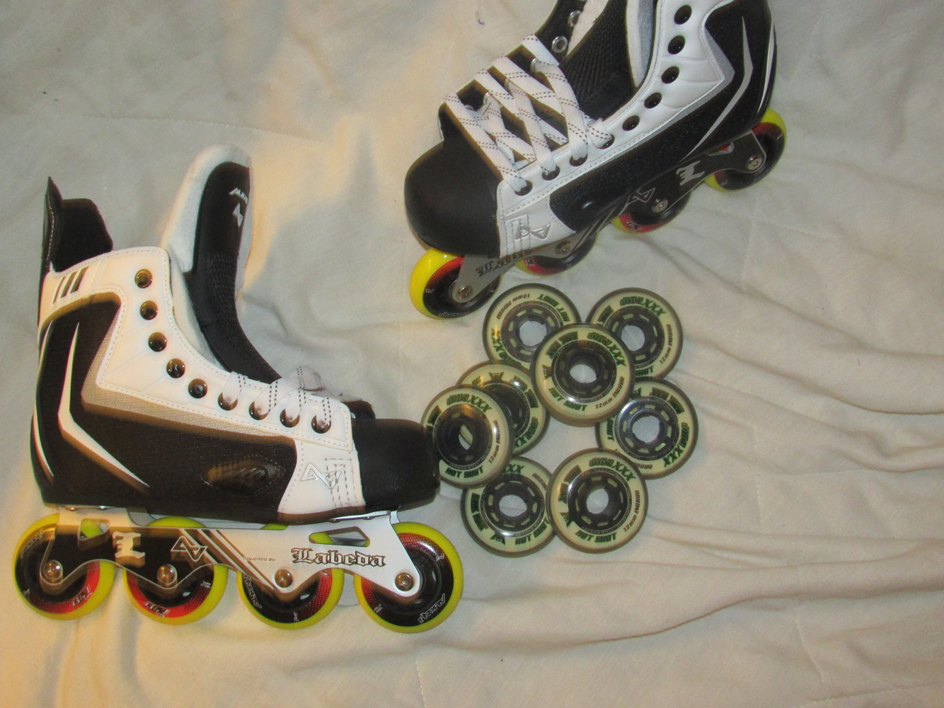 New Alkali RPD Lite R Senior roller hockey skates Size 7 + Rink rat