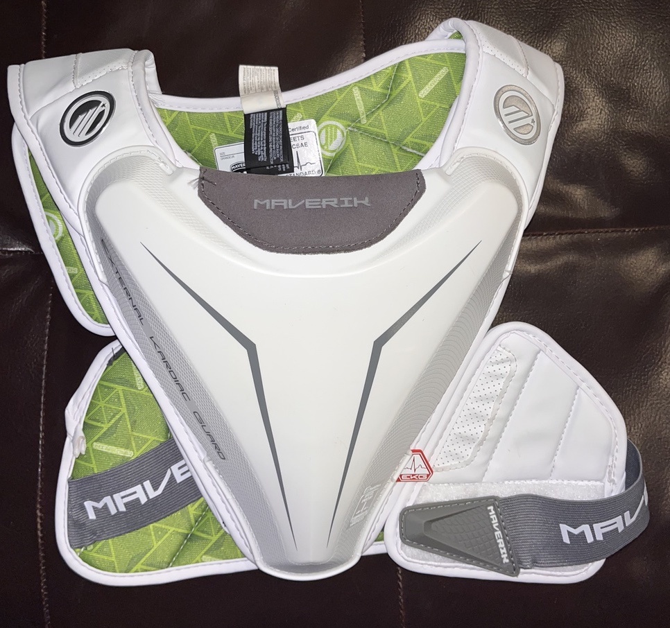 New Maverik M5 EKG Speed Lacrosse Shoulder Pads MEDIUM EKG Heart guard