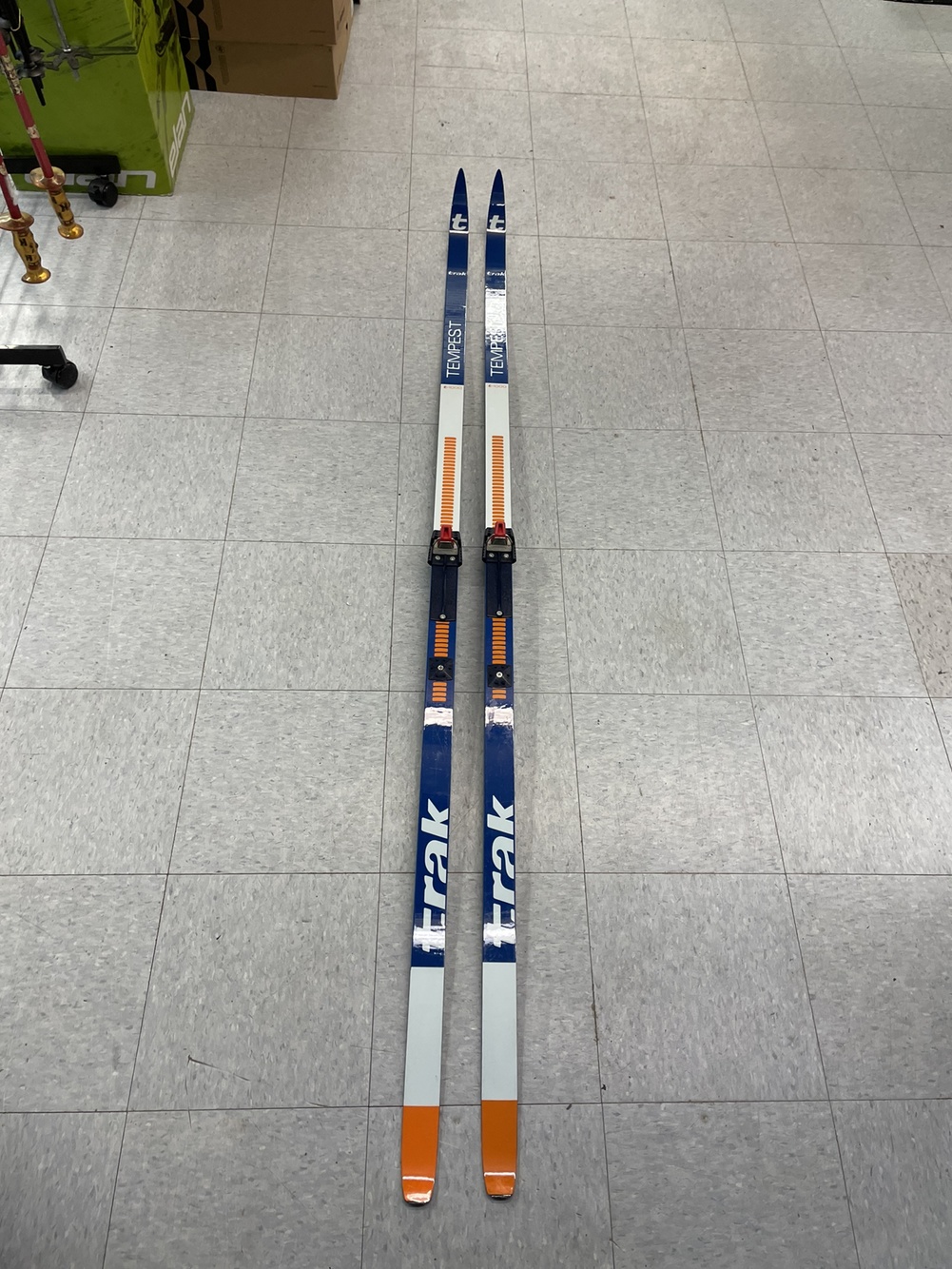 Trak Nordic Ski (CrossCountry Ski) *200CM* SidelineSwap