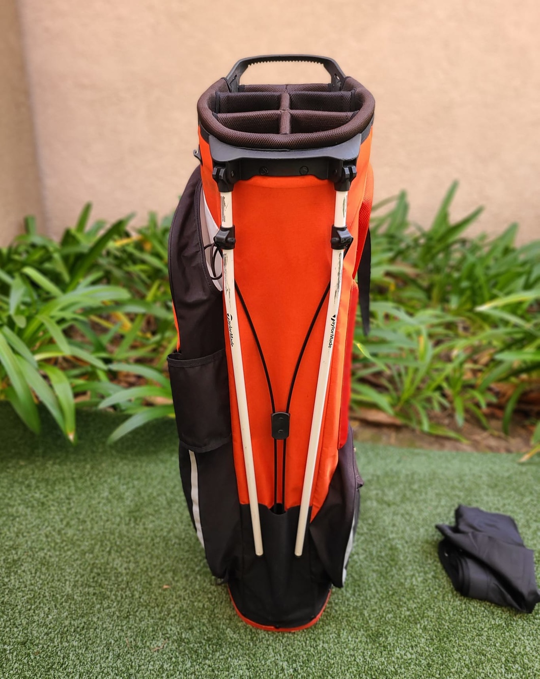 TaylorMade FlexTech 5 Way Stand Bag, Double Strap, With Raincover Excellent! SidelineSwap