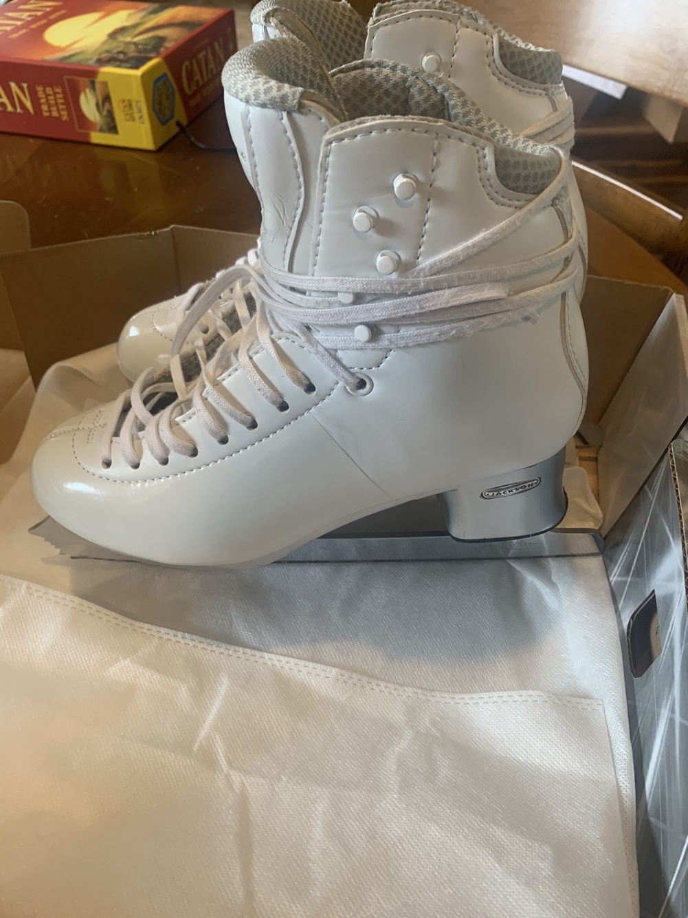 Jackson premiere Figure Skates SidelineSwap