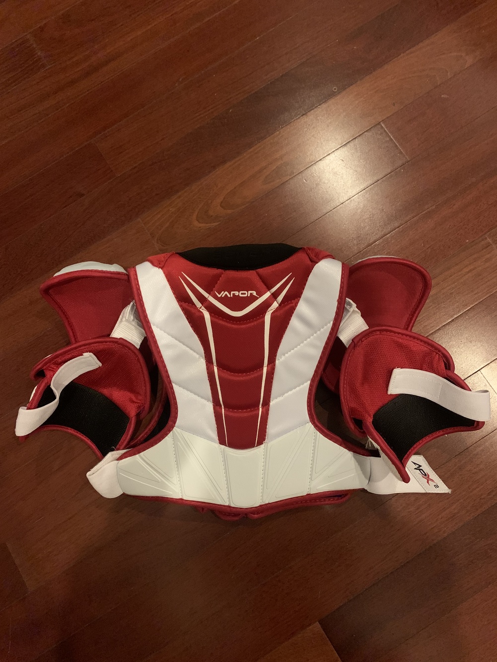 NEW Bauer Vapor APX2 Shoulder Pads SidelineSwap