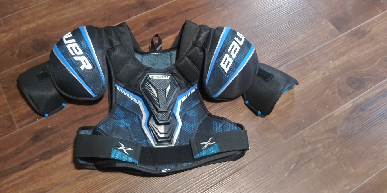 Shoulder Pads New Junior Large Bauer Vapor X80 SidelineSwap
