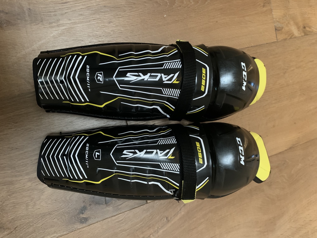 CCM Tacks 3092 Junior Shin Pads and Quicklite Elbow Pads SidelineSwap