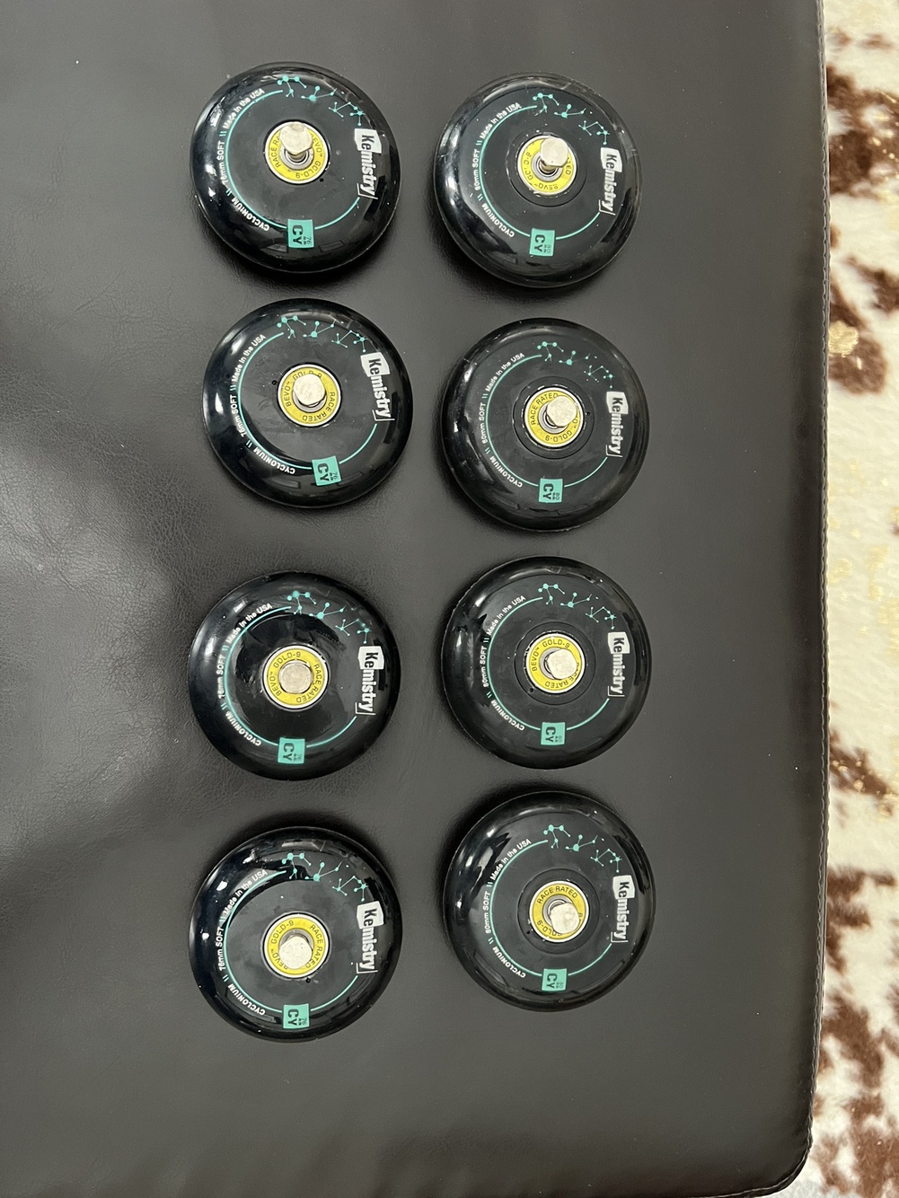 Kemistry cyclonium inline wheels and BEVO gold9 bearings brand new