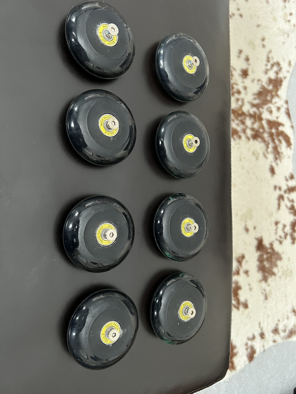 Kemistry cyclonium inline wheels and BEVO gold9 bearings brand new