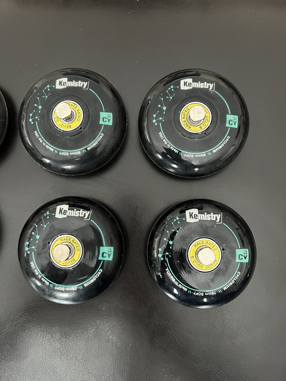 Kemistry cyclonium inline wheels and BEVO gold9 bearings brand new