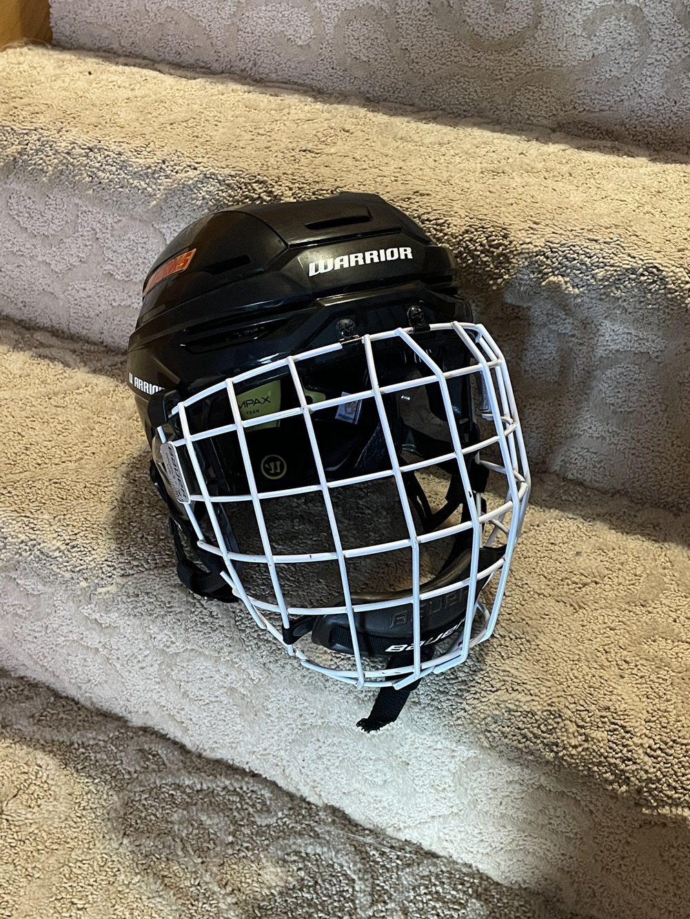 Warrior Hockey Helmet SidelineSwap