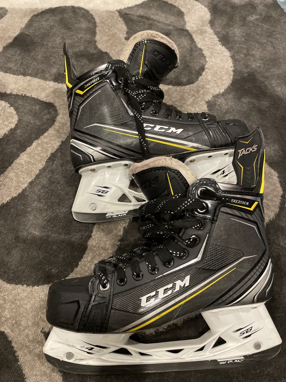 Senior CCM Size 9.5 Tacks 9090 Hockey Skates SidelineSwap