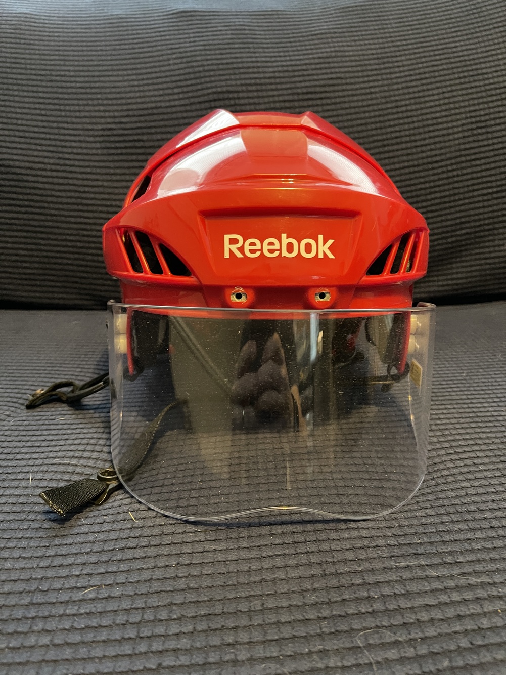 Used Reebok 8K FitLite Pro Stock Helmet w/ Visor SidelineSwap