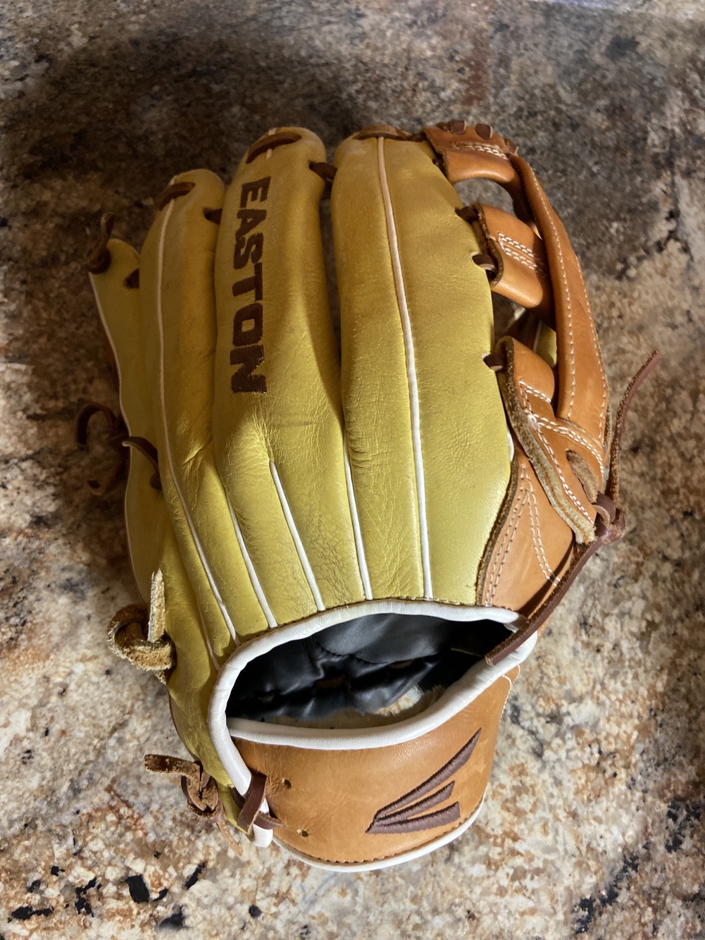 Outfield 12.75" X series Baseball Glove SidelineSwap