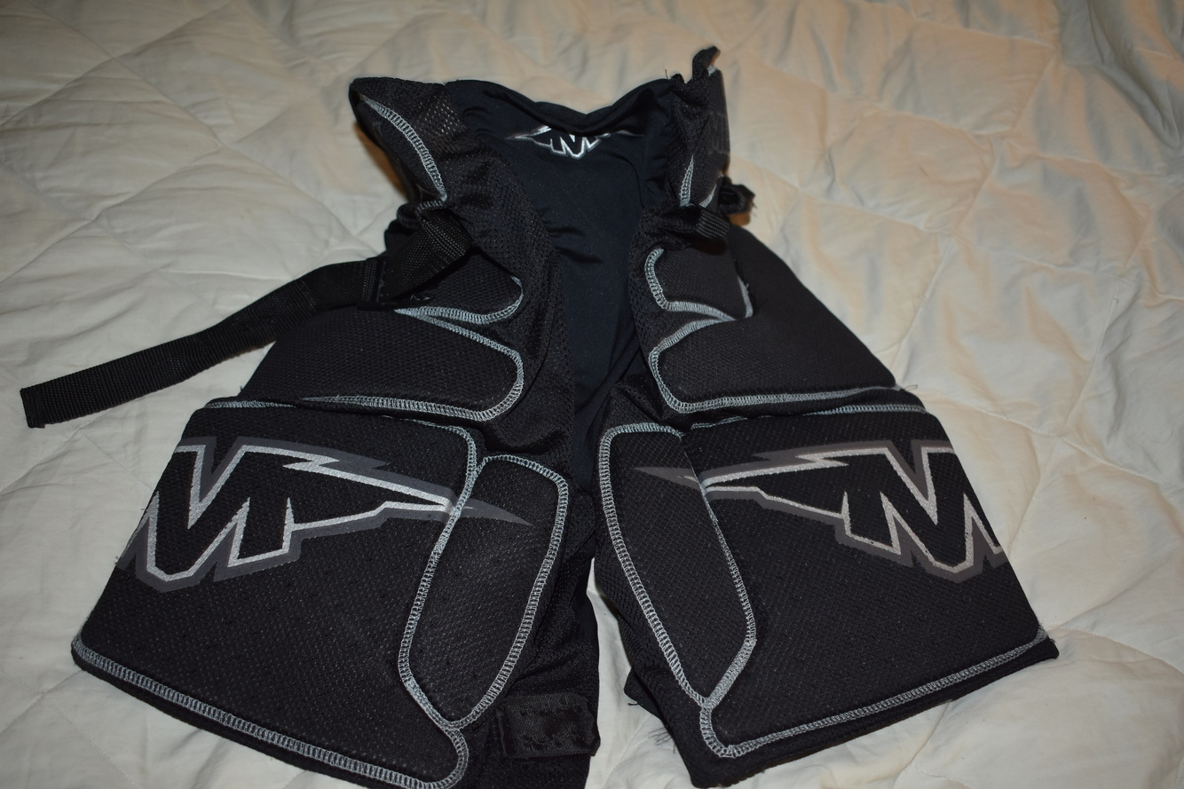 NEW Mission RH Inline Hockey Girdle, Junior Large With Tags