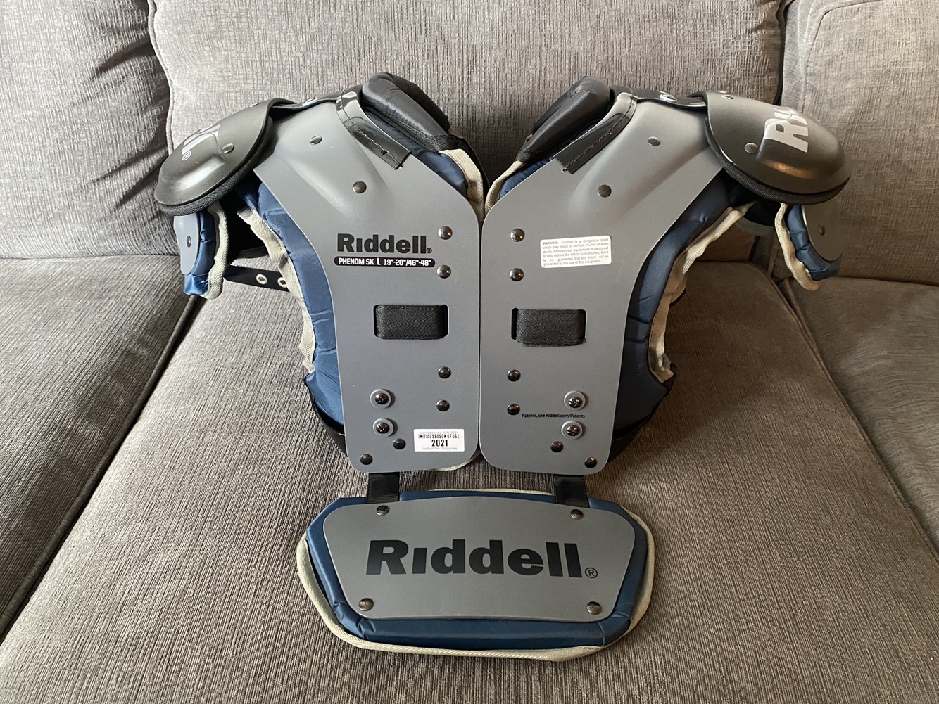 New Riddell Phenom SK Adult Football Shoulder Pads Skill Position