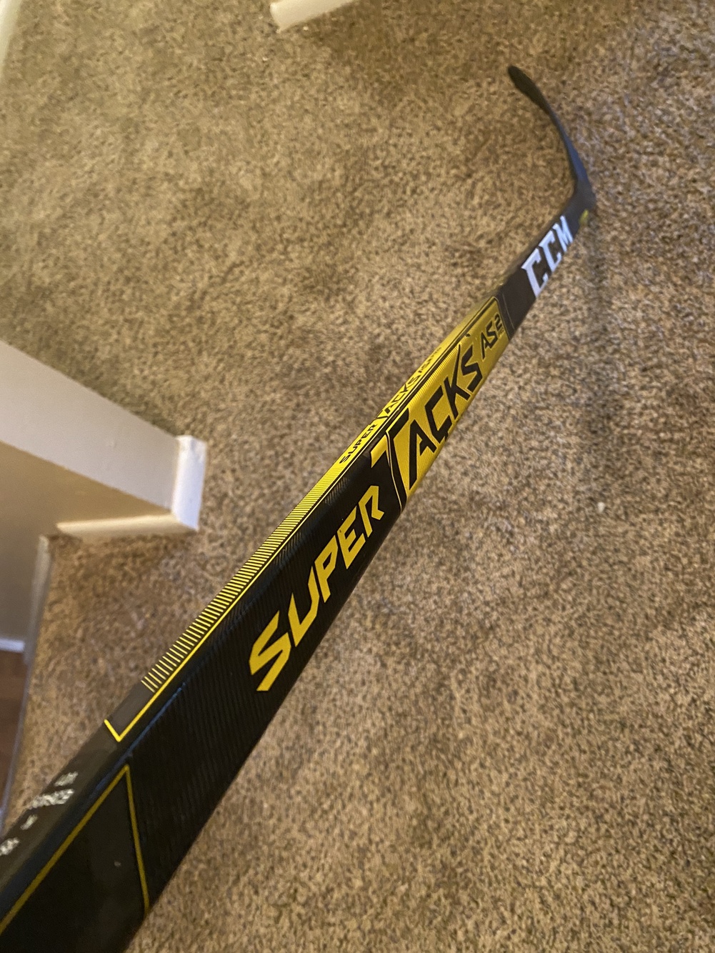 Matthew Barzal Pro Stock Super Tacks AS2 Pro Hockey Stick Senior Right